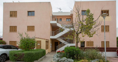 Modern one Bedroom Apartment for Sale in Paphos Universal Area with Communal Pool and Title Deed