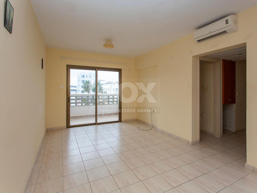 Modern one Bedroom Apartment for Sale in Paphos Universal Area with Communal Pool and Title Deed