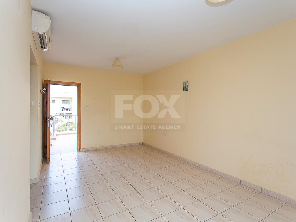 Modern one Bedroom Apartment for Sale in Paphos Universal Area with Communal Pool and Title Deed