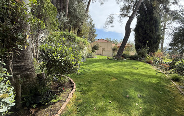 7 Bedroom Luxury Villa for Sale in Moniatis with Indoor Heated Pool