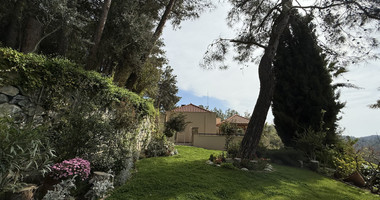 6 Bedroom Luxury Villa for Sale in Moniatis with Indoor Heated Pool