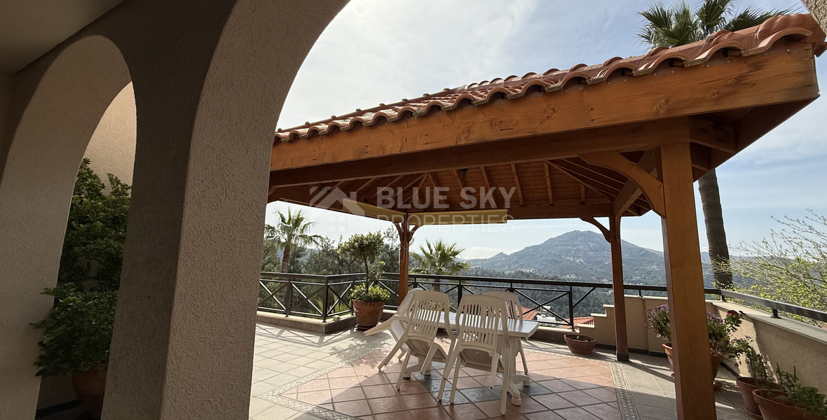6 Bedroom Luxury Villa for Sale in Moniatis with Indoor Heated Pool