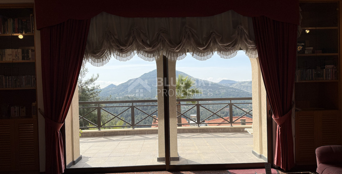 6 Bedroom Luxury Villa for Sale in Moniatis with Indoor Heated Pool