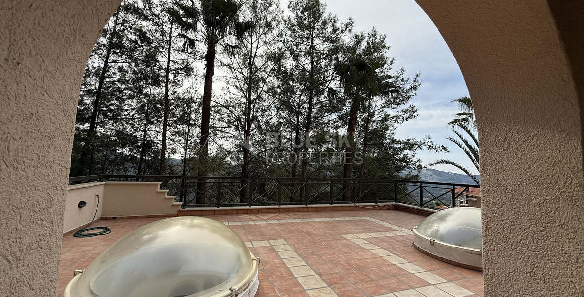 6 Bedroom Luxury Villa for Sale in Moniatis with Indoor Heated Pool