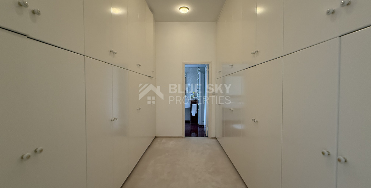 6 Bedroom Luxury Villa for Sale in Moniatis with Indoor Heated Pool