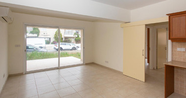 For sale, two-Bedroom Ground Floor Apartment with Yard in Chloraka, Paphos – Ideal Investment or Residence