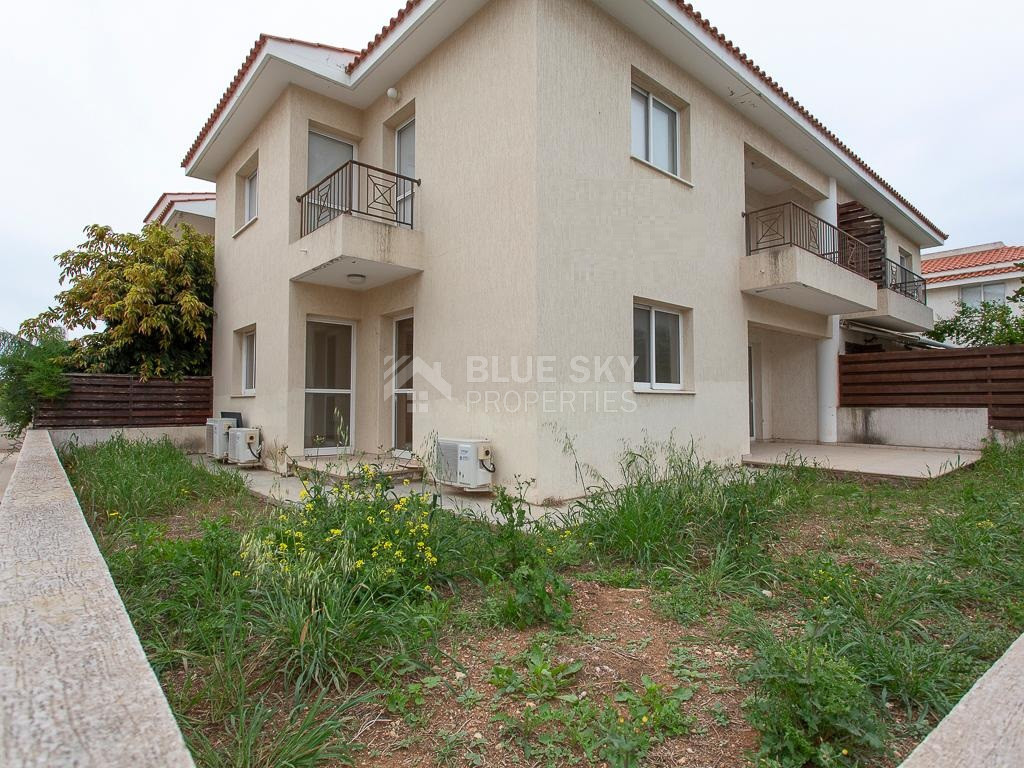 For sale, two-Bedroom Ground Floor Apartment with Yard in Chloraka, Paphos – Ideal Investment or Residence
