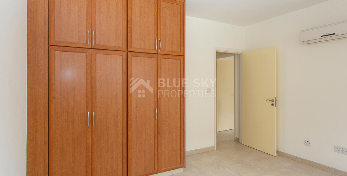 For sale, two-Bedroom Ground Floor Apartment with Yard in Chloraka, Paphos – Ideal Investment or Residence