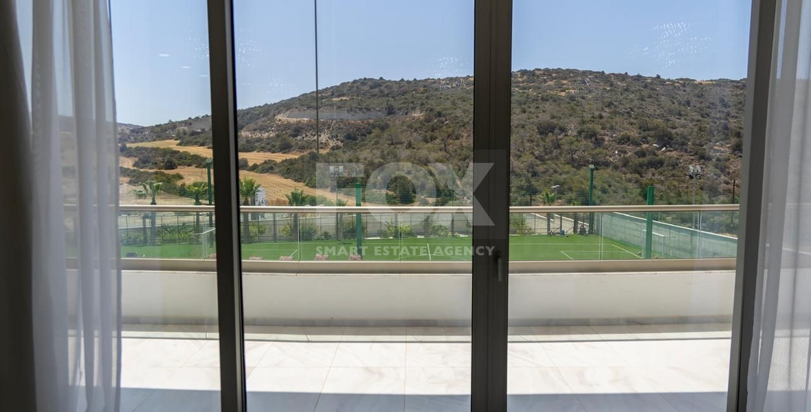 For Rent Modern Seven Bedroom Villa in Parekklisia Area