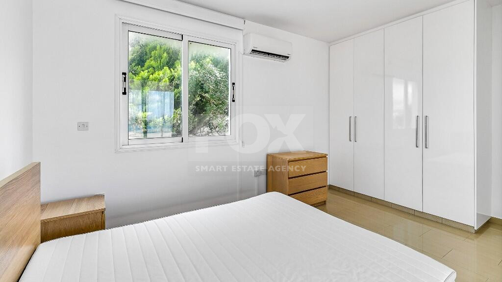 For sale Prime Real Estate: High-Yield four Bed Villa in Exclusive Gated Community