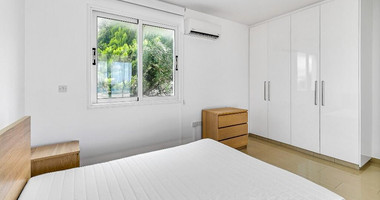 For sale Prime Real Estate: High-Yield four Bed Villa in Exclusive Gated Community