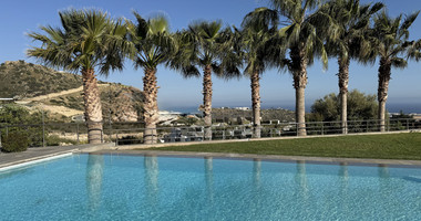 RENT: UNFURNISHED 4 BEDROOM VILLA WITH MAIDS QUARTER AND PANORAMIC SEA VIEWS- SWIMMING POOL- SOLAR PANELS- NEAR SCHOOLS.