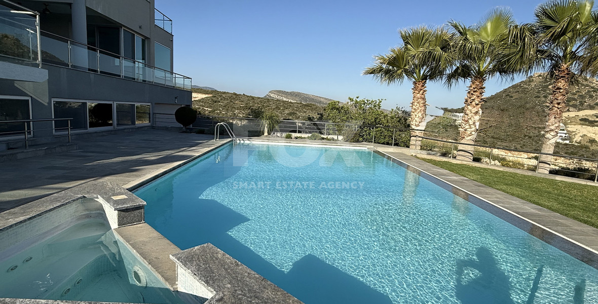 RENT: UNFURNISHED 4 BEDROOM VILLA WITH MAIDS QUARTER AND PANORAMIC SEA VIEWS- SWIMMING POOL- SOLAR PANELS- NEAR SCHOOLS.