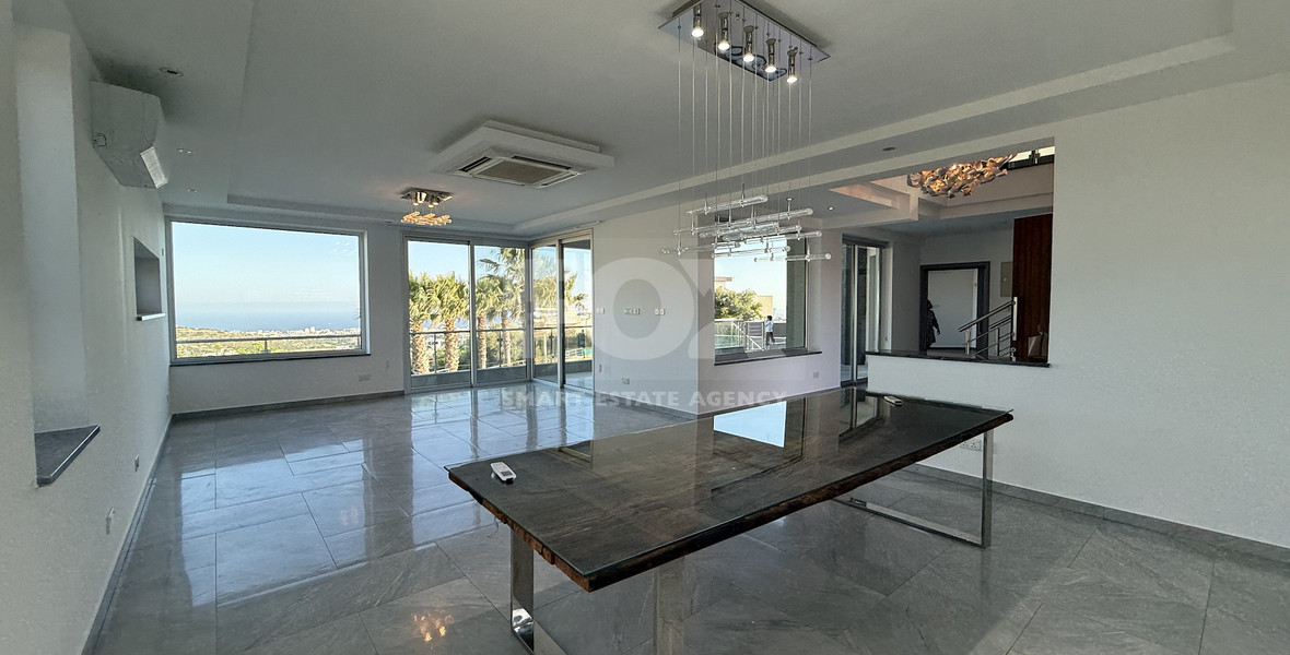 RENT: UNFURNISHED 4 BEDROOM VILLA WITH MAIDS QUARTER AND PANORAMIC SEA VIEWS- SWIMMING POOL- SOLAR PANELS- NEAR SCHOOLS.