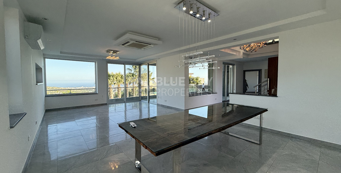 RENT: UNFURNISHED 4 BEDROOM VILLA WITH MAIDS QUARTER AND PANORAMIC SEA VIEWS- SWIMMING POOL- SOLAR PANELS- NEAR SCHOOLS.