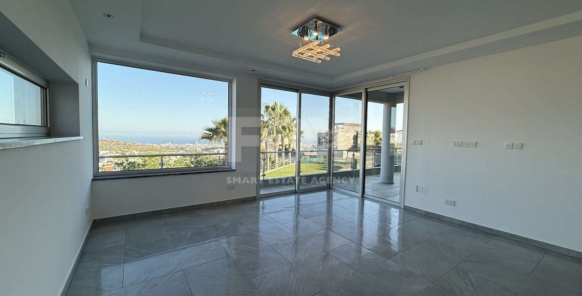 RENT: UNFURNISHED 4 BEDROOM VILLA WITH MAIDS QUARTER AND PANORAMIC SEA VIEWS- SWIMMING POOL- SOLAR PANELS- NEAR SCHOOLS.