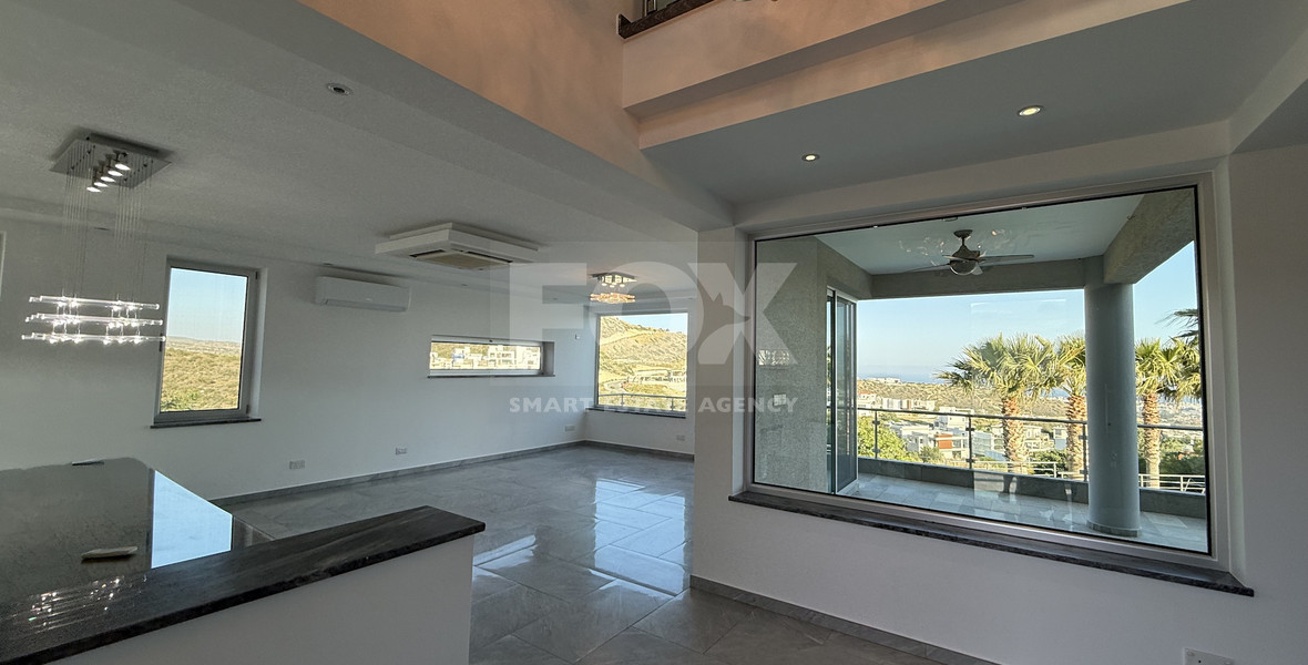 RENT: UNFURNISHED 4 BEDROOM VILLA WITH MAIDS QUARTER AND PANORAMIC SEA VIEWS- SWIMMING POOL- SOLAR PANELS- NEAR SCHOOLS.