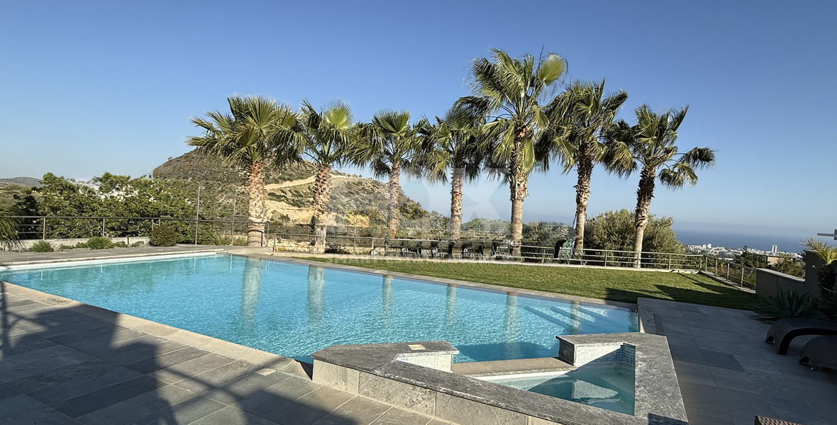 RENT: UNFURNISHED 4 BEDROOM VILLA WITH MAIDS QUARTER AND PANORAMIC SEA VIEWS- SWIMMING POOL- SOLAR PANELS- NEAR SCHOOLS.