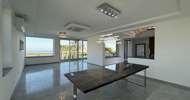 RENT: UNFURNISHED 4 BEDROOM VILLA WITH MAIDS QUARTER AND PANORAMIC SEA VIEWS- SWIMMING POOL- SOLAR PANELS- NEAR SCHOOLS.