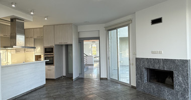 RENT: UNFURNISHED 4 BEDROOM VILLA WITH MAIDS QUARTER AND PANORAMIC SEA VIEWS- SWIMMING POOL- SOLAR PANELS- NEAR SCHOOLS.