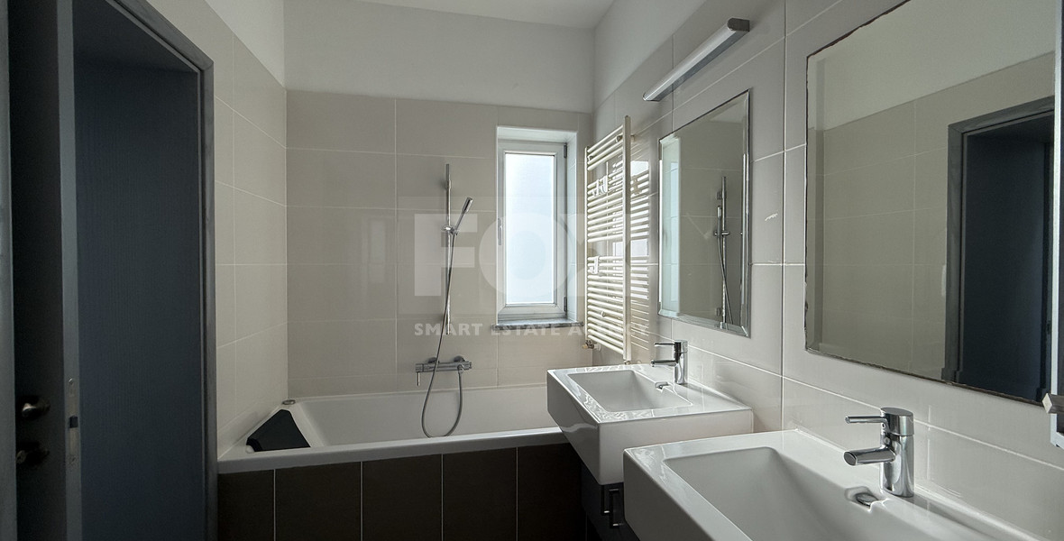 RENT: UNFURNISHED 4 BEDROOM VILLA WITH MAIDS QUARTER AND PANORAMIC SEA VIEWS- SWIMMING POOL- SOLAR PANELS- NEAR SCHOOLS.