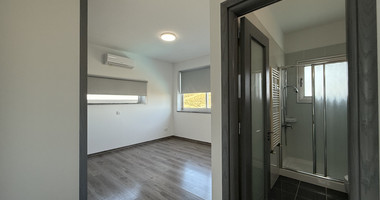 RENT: UNFURNISHED 4 BEDROOM VILLA WITH MAIDS QUARTER AND PANORAMIC SEA VIEWS- SWIMMING POOL- SOLAR PANELS- NEAR SCHOOLS.