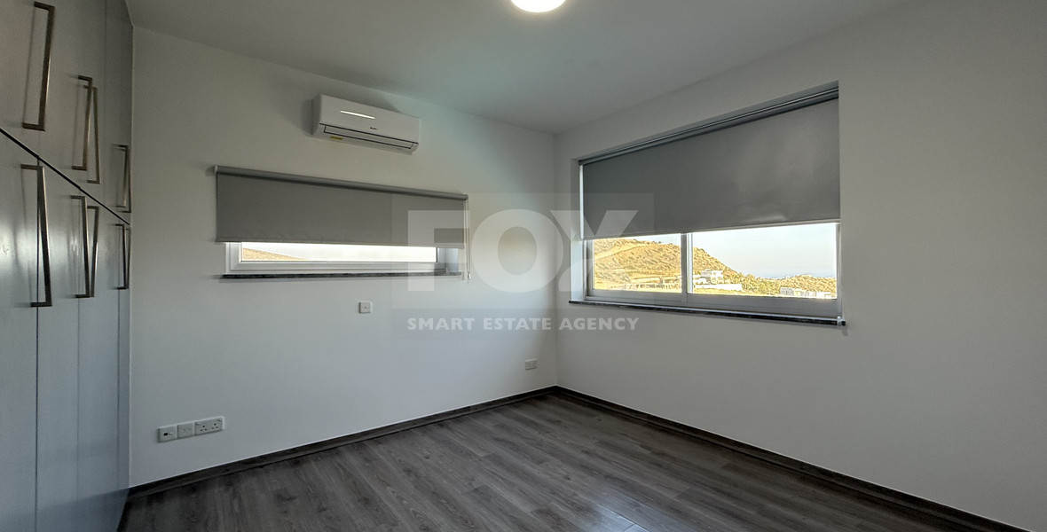 RENT: UNFURNISHED 4 BEDROOM VILLA WITH MAIDS QUARTER AND PANORAMIC SEA VIEWS- SWIMMING POOL- SOLAR PANELS- NEAR SCHOOLS.