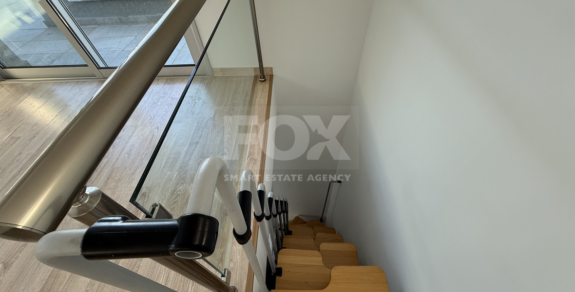 RENT: UNFURNISHED 4 BEDROOM VILLA WITH MAIDS QUARTER AND PANORAMIC SEA VIEWS- SWIMMING POOL- SOLAR PANELS- NEAR SCHOOLS.