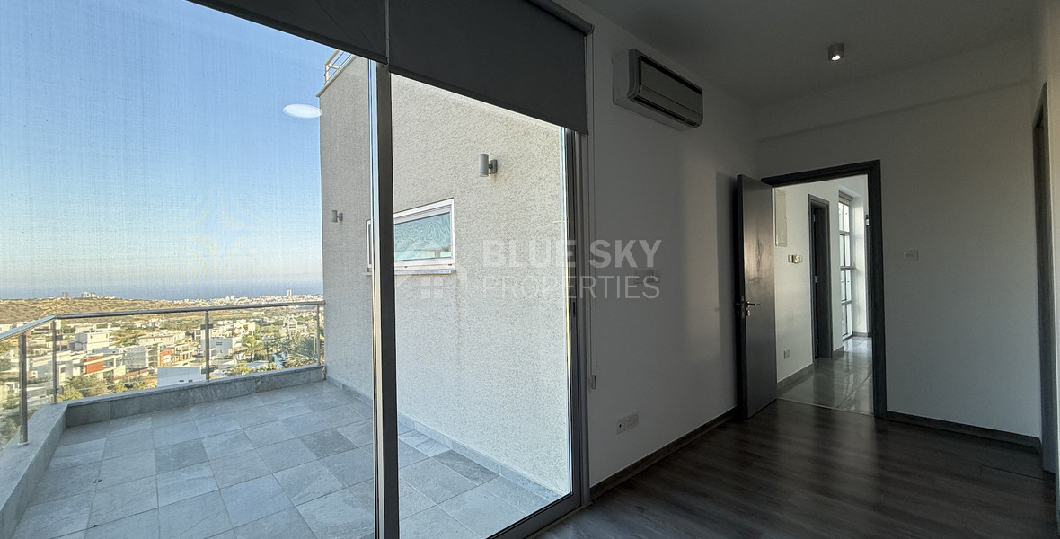 RENT: UNFURNISHED 4 BEDROOM VILLA WITH MAIDS QUARTER AND PANORAMIC SEA VIEWS- SWIMMING POOL- SOLAR PANELS- NEAR SCHOOLS.