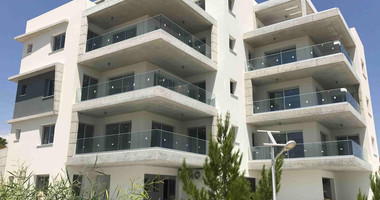 Three Bedroom Furnished Apartment with Stunning Limassol Views – Agios Athanasios