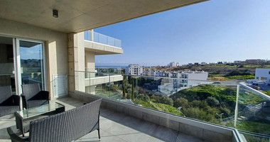 Three Bedroom Furnished Apartment with Stunning Limassol Views – Agios Athanasios