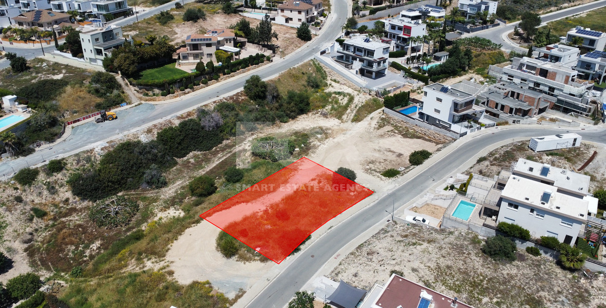 Prime Plot for sale in Agia Paraskevi: with Permits for Luxury Villas
