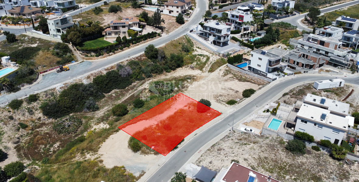 Prime Plot for sale in Agia Paraskevi: with Permits for Luxury Villas