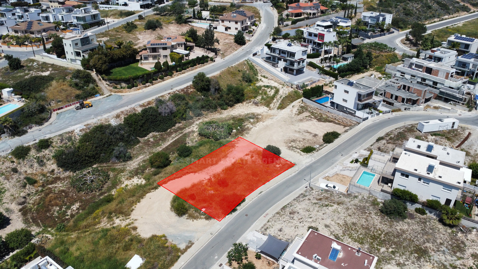 Prime Plot for sale in Agia Paraskevi: with Permits for Luxury Villas