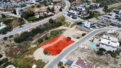 Prime Plot for sale in Agia Paraskevi: with Permits for Luxury Villas