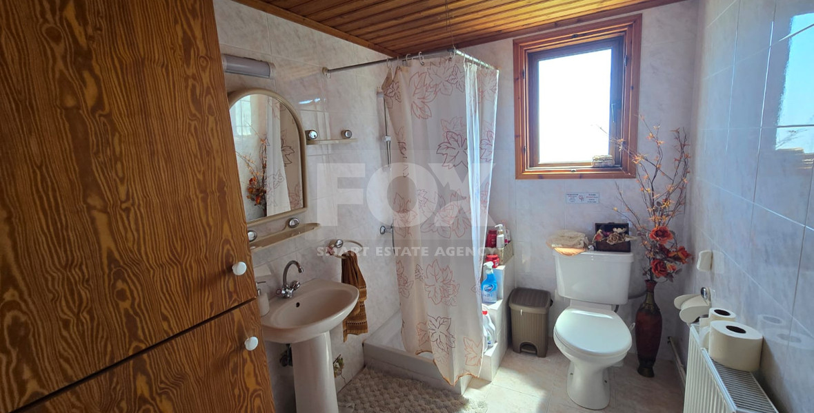 House for Rent in Lofou