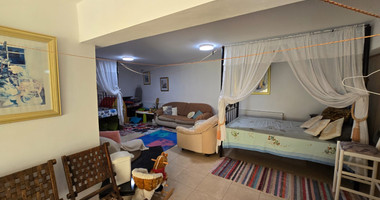 House for Rent in Lofou