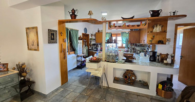 House for Rent in Lofou