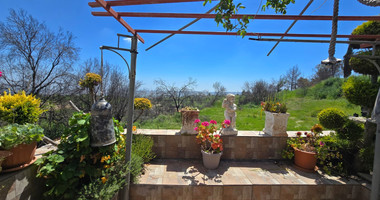 House for Rent in Lofou