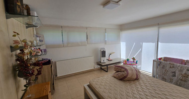 House for Rent in Lofou