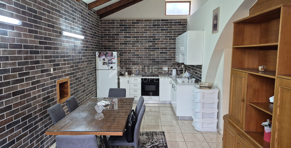 🌅  Three Bedroom House for Rent in Mesogi, Paphos