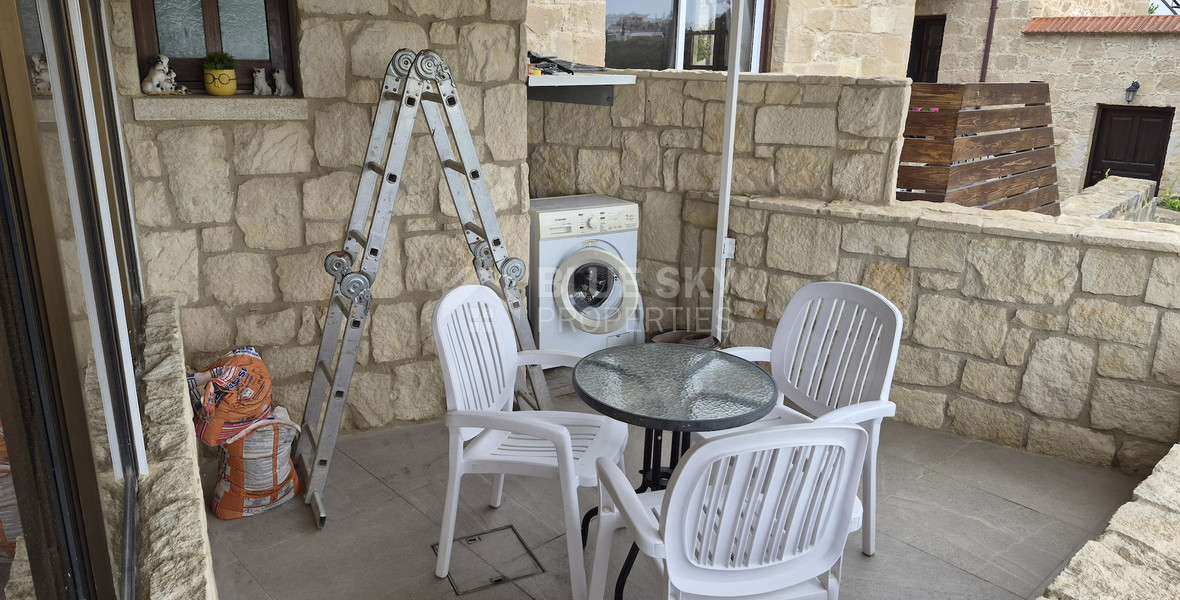 🌅  Three Bedroom House for Rent in Mesogi, Paphos