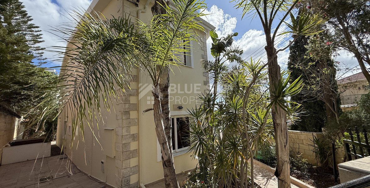 RENT:Deatched 4 bedroom unfurnished house with small garden in Agia Fyla with panoramic sea views,