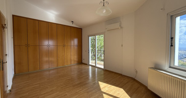 RENT:Deatched 4 bedroom unfurnished house with small garden in Agia Fyla with panoramic sea views,