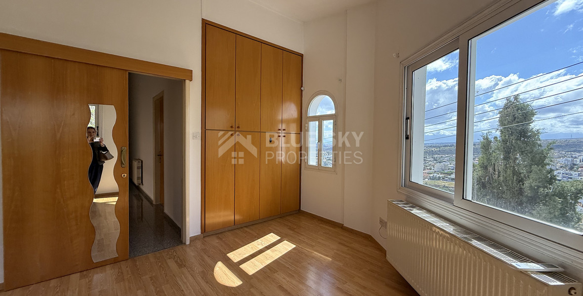 RENT:Deatched 4 bedroom unfurnished house with small garden in Agia Fyla with panoramic sea views,