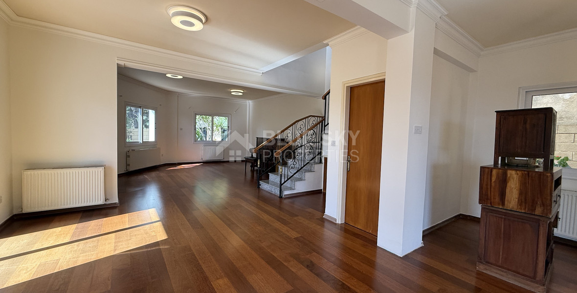 RENT:Deatched 4 bedroom unfurnished house with small garden in Agia Fyla with panoramic sea views,