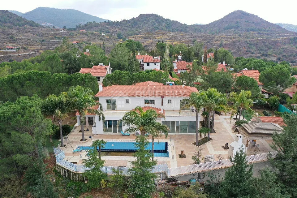 Luxury Mountain-View Villa for Sale in Kalo Chorio, Limassol