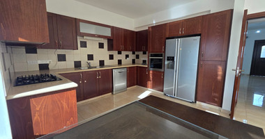 Three bedroom unfurnished house for rent in Agios Athanasios - Limassol