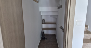 🌴 Elegant Four Bedroom Sea View Villa for Rent in Lower Peyia