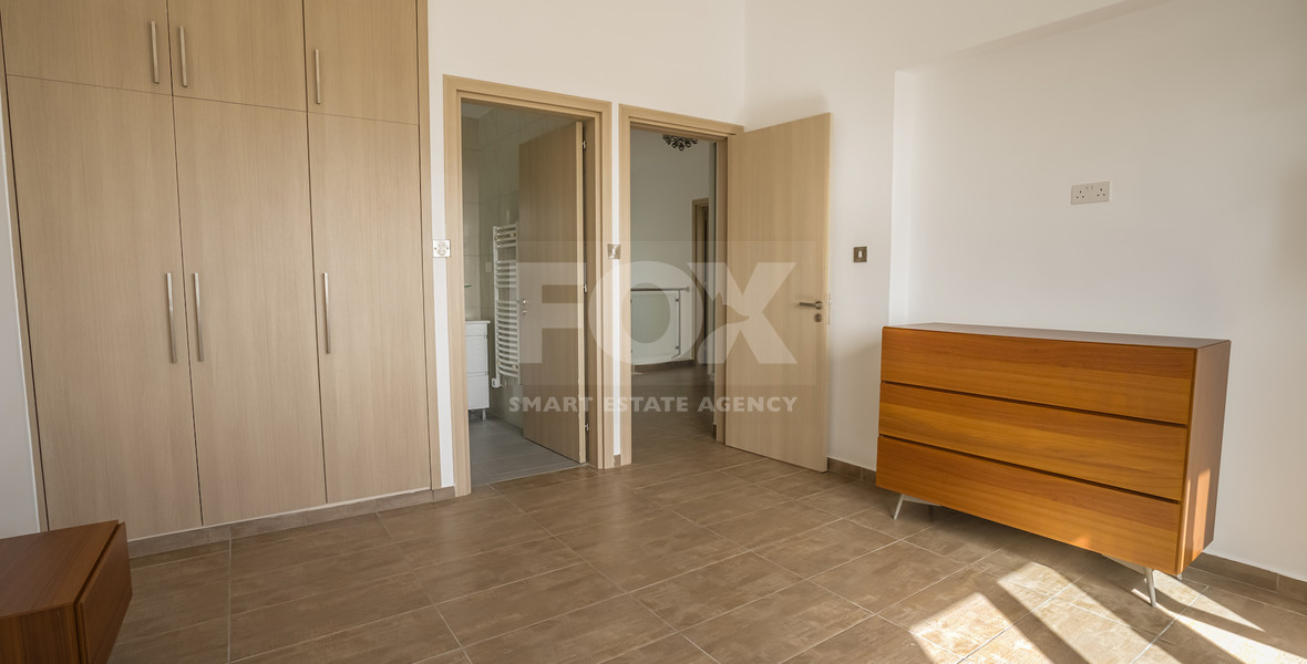 🌴 Elegant Four Bedroom Sea View Villa for Rent in Lower Peyia